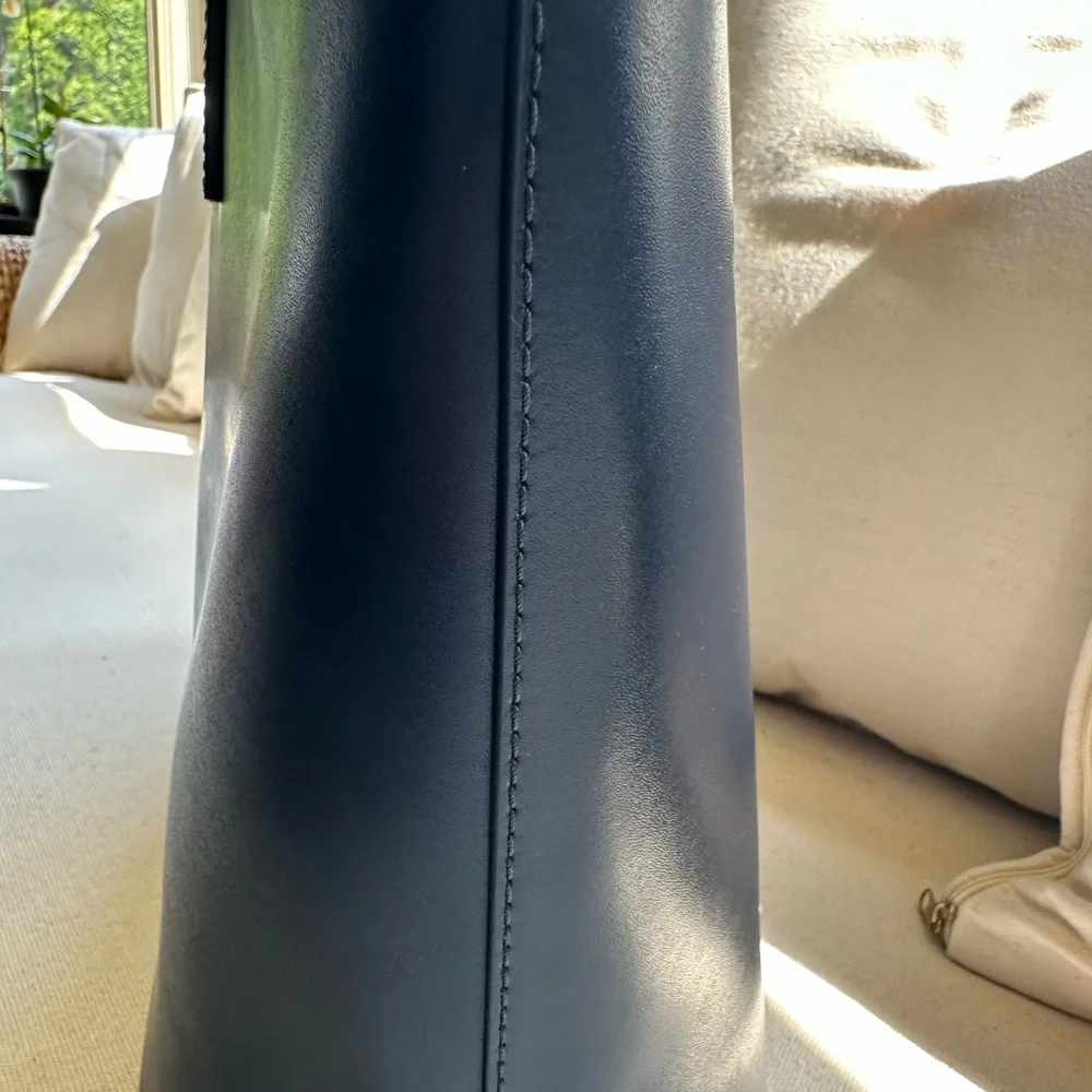 Kate Spade Dark Blue Tote with Pink Accent - Picture 5 of 10